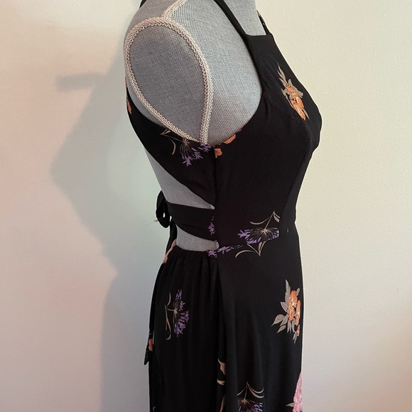 Windsor Black Orange and Purple Maxi Dress - Picture 16 of 16